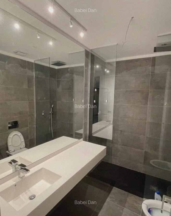 PRIMUL RÂND LA MARE - Vând ori Schimb Apartament Exclusivist cu Parcare Subteran - 8