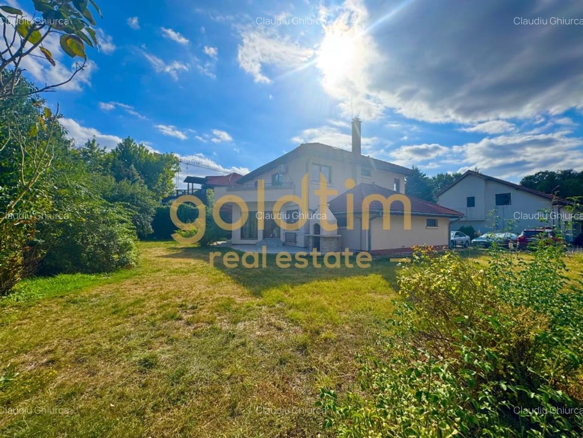 VILA INDIVIDUALA/TEREN LIBER 710 MP/ GARAJ/ ANSAMBLU SECURIZAT - 1