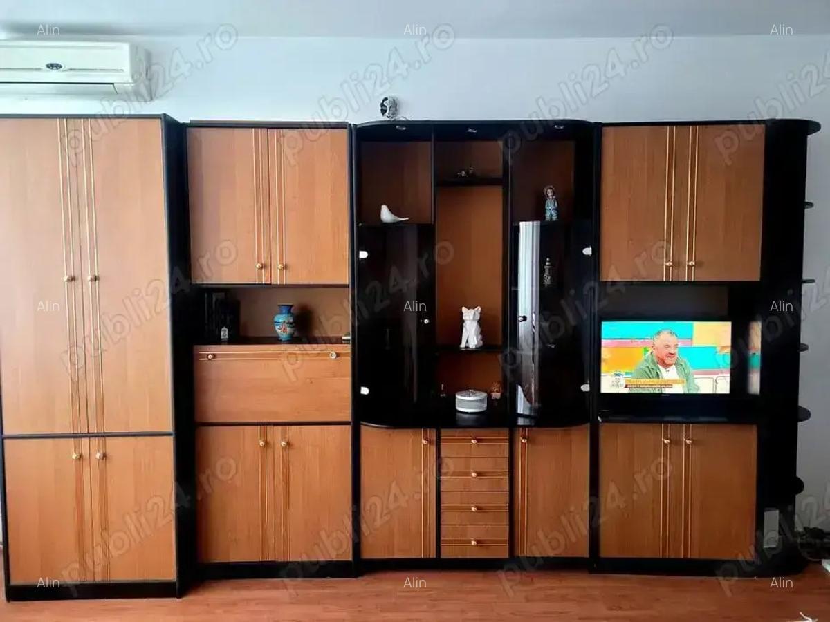 1 Camera decomandat garsoniera pentru o fata singura - eleva studenta - 8