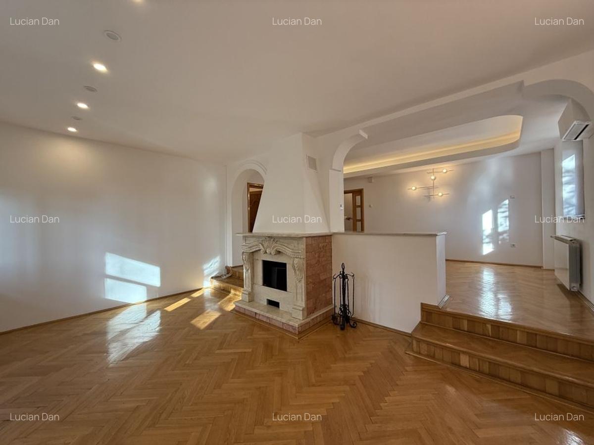 Vila spațioasă în Sisesti | 600 mp | 9 locuri de parcare | Teren 1500 mp - 2 Vila spațioasă în Sisesti | 600 mp | 9 locuri de parcare | Teren 1500 mp - 2