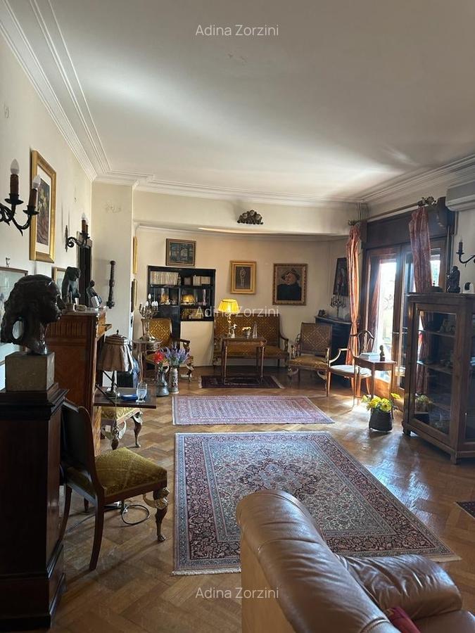 OPORTUNITATE ! Apartament Foarte Mare Interbelic Superb Conservat - 2