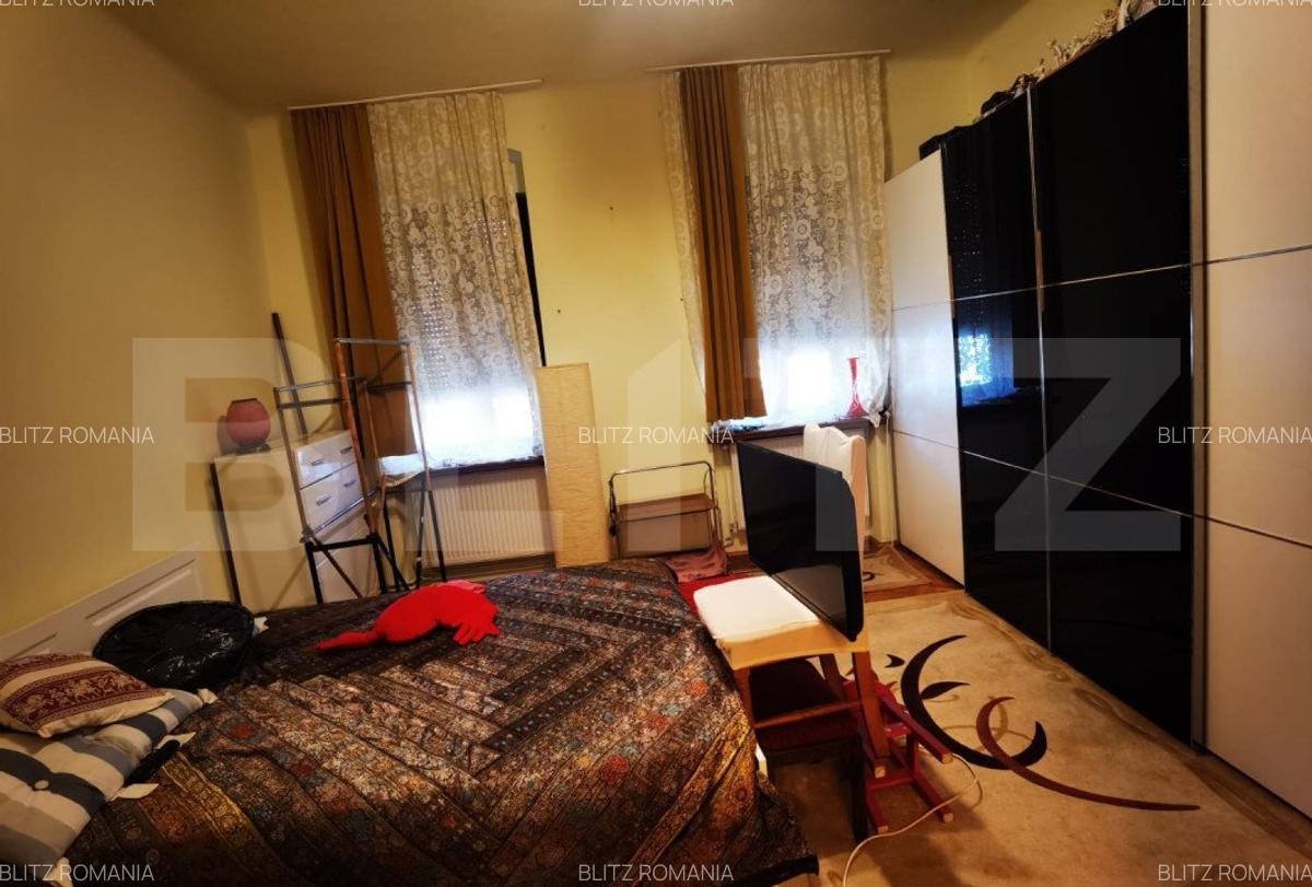 Casa, zona Balcescu-Elisabetin - 1