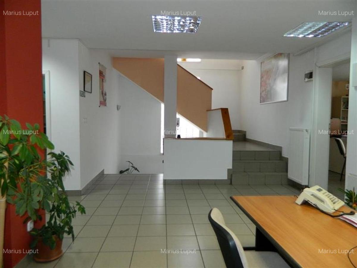Cladire birouri, 512mp utili ,zona Lipovei IULIUS  MALL - 2