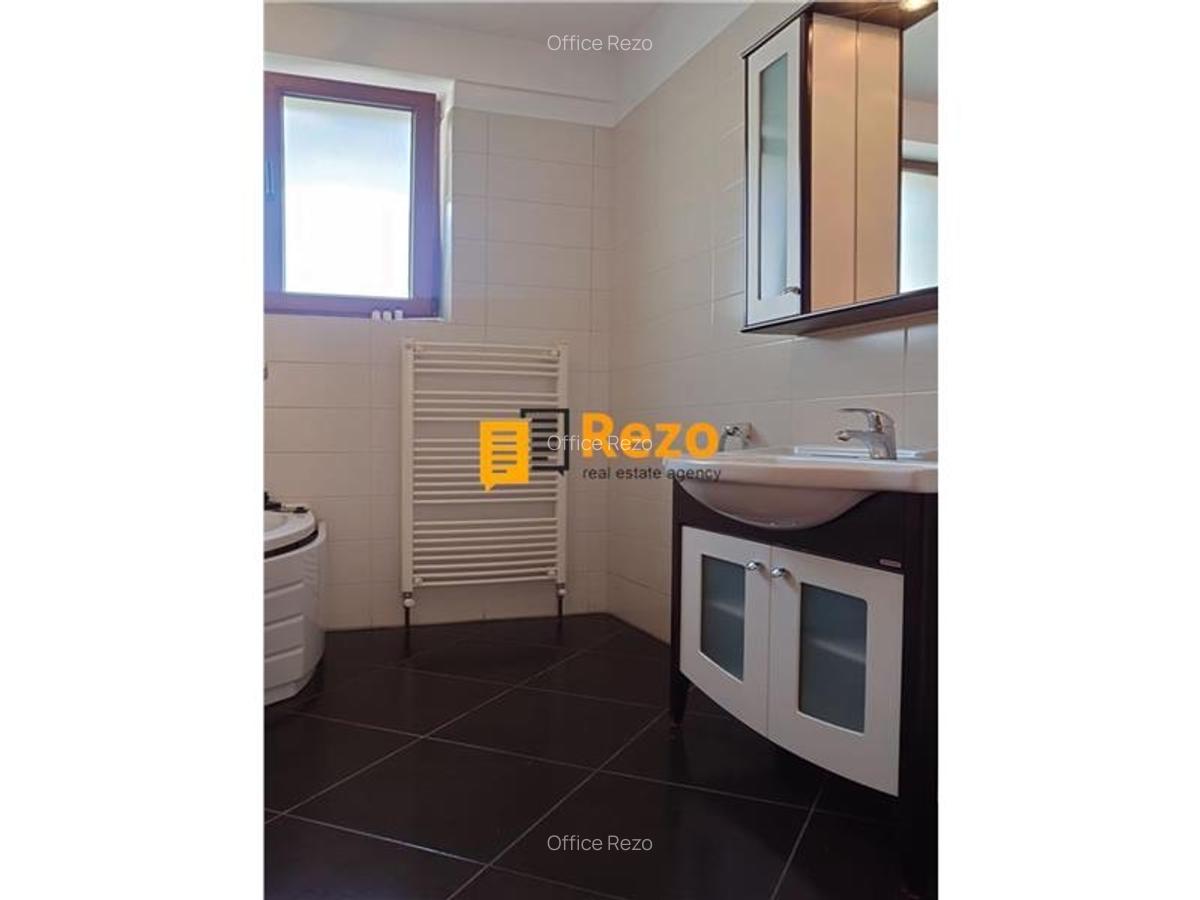 Herastrau / Madgearu / Satul Fracez 4 room apartment / 200 mp - 13