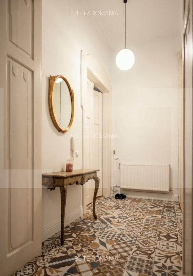 Apartament cu 3 camere semidecomandat, mobilat în Central - 7