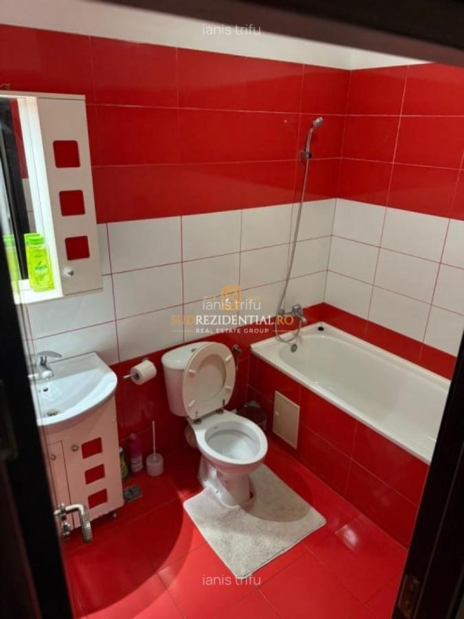 Titan 3 minute metrou bloc nou parcare - 10