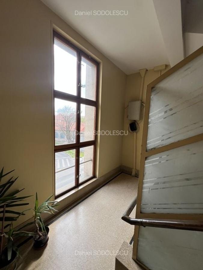 Apartament cu 3 camere decomandat în Central - 10