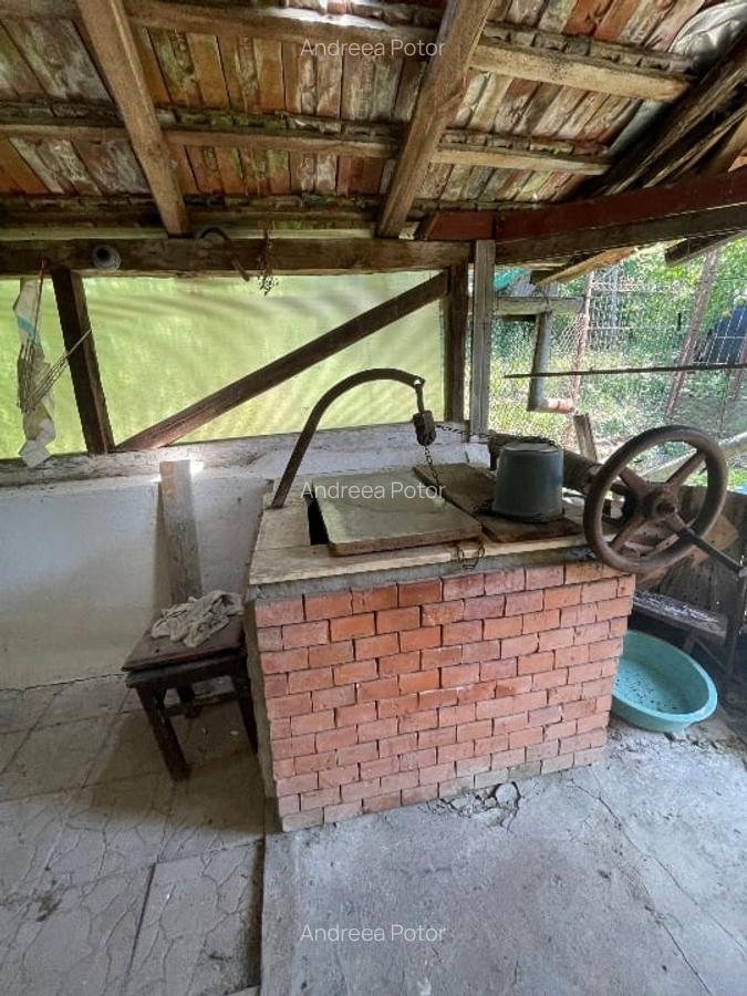 Casă la țară jud Hunedoara - 6