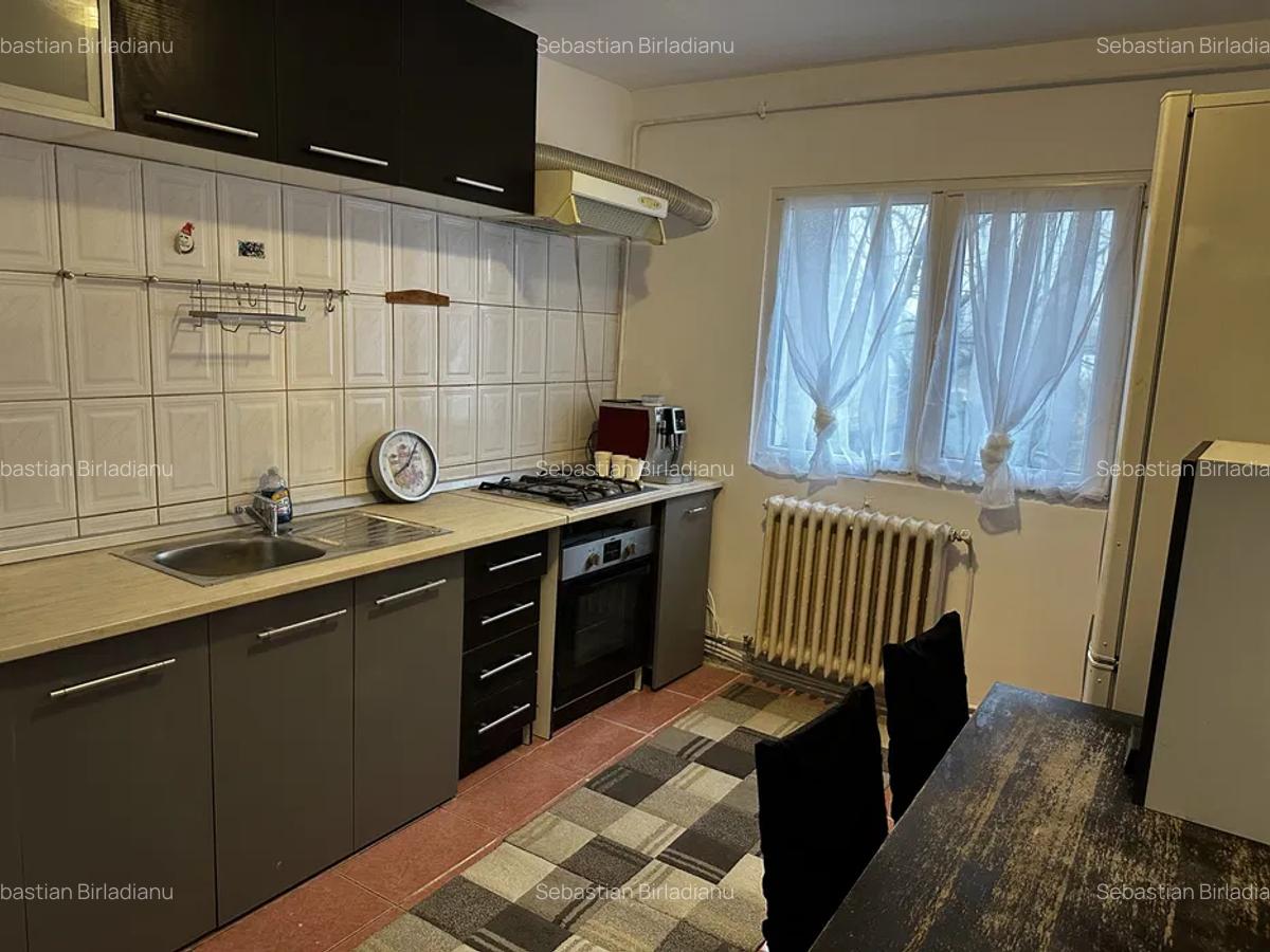 3 camere, decomandat, 67 mp, de inchiriat zona Dacia, Rond Dacia, Cod 160548 - 8