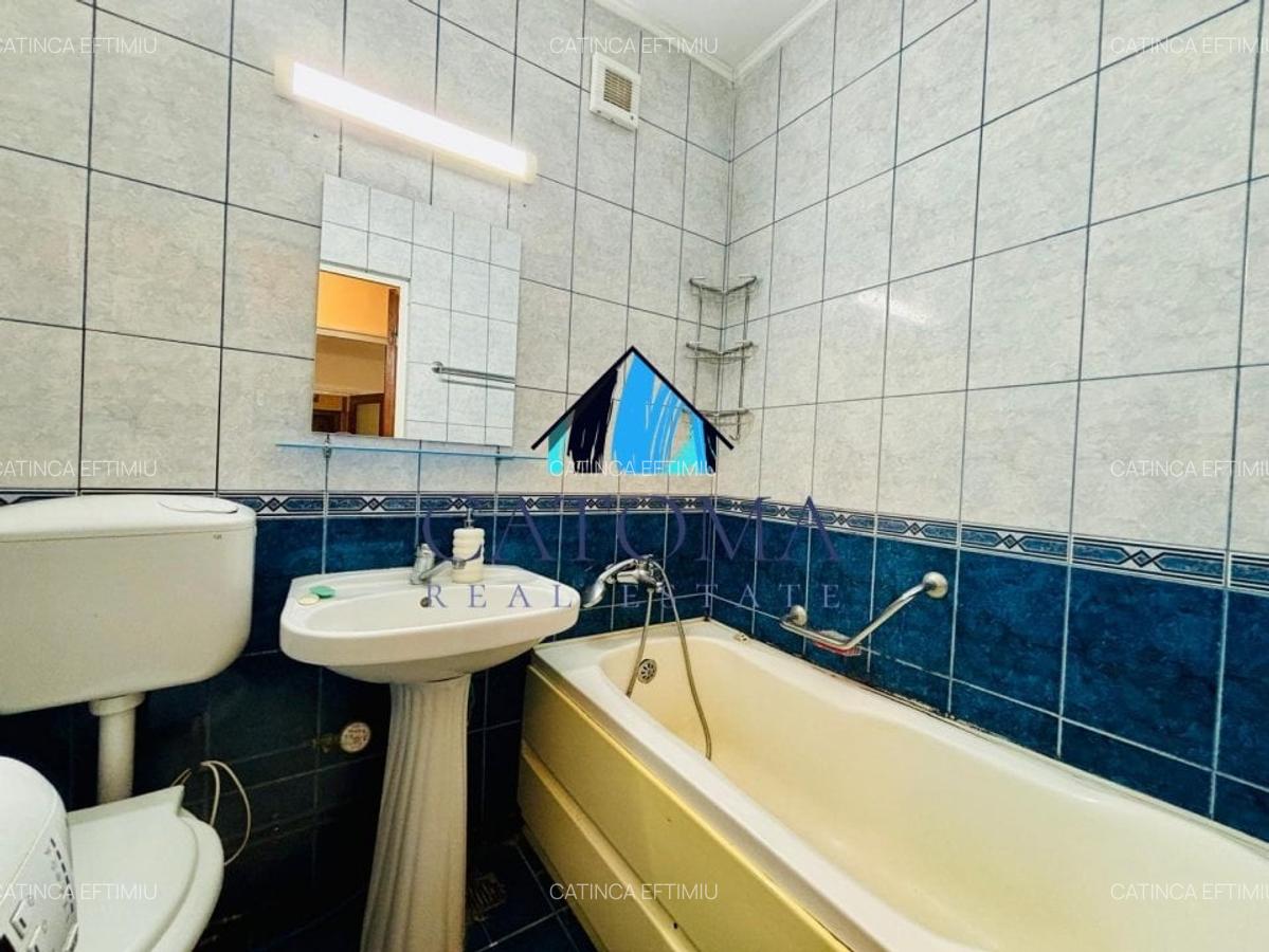 1 Decembrie | Centrala proprie | Etaj 1/4 - 7