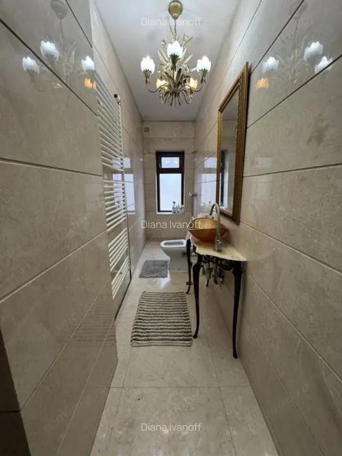 Vila tip duplex, zona Democratiei - 14