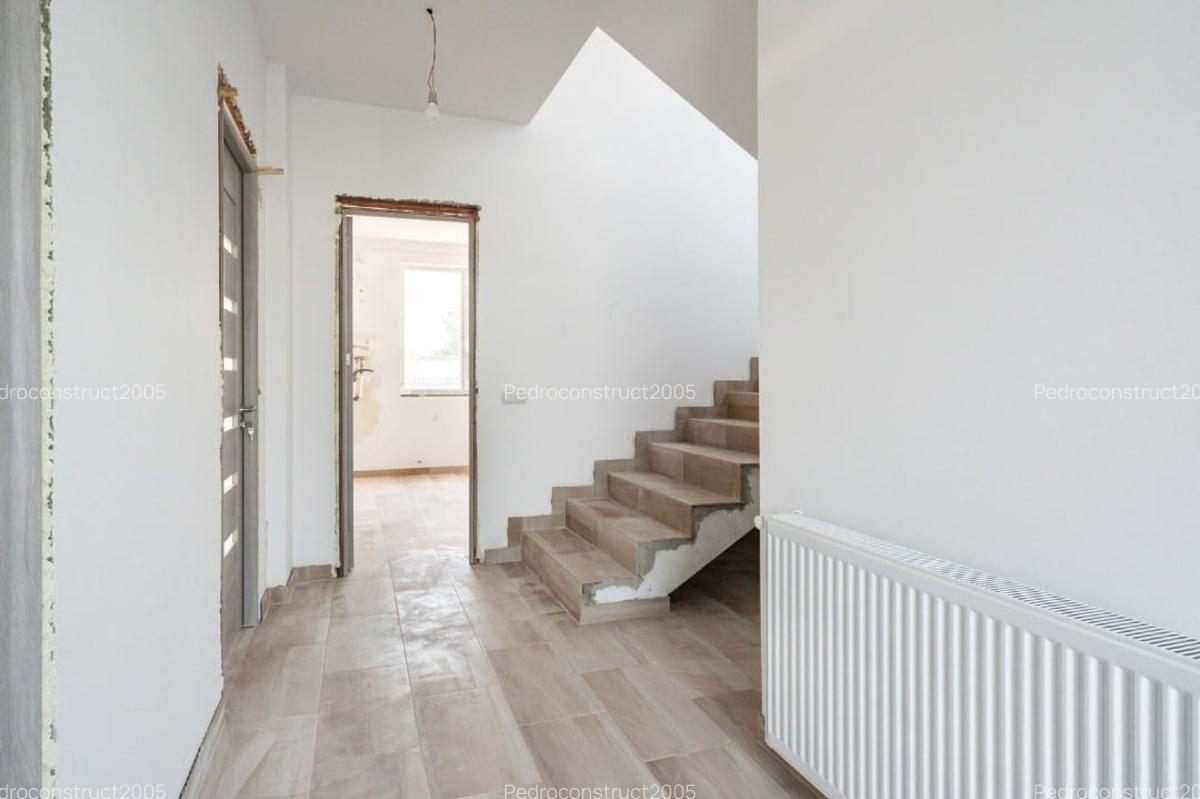 Casa de vânzare p+1 - 6