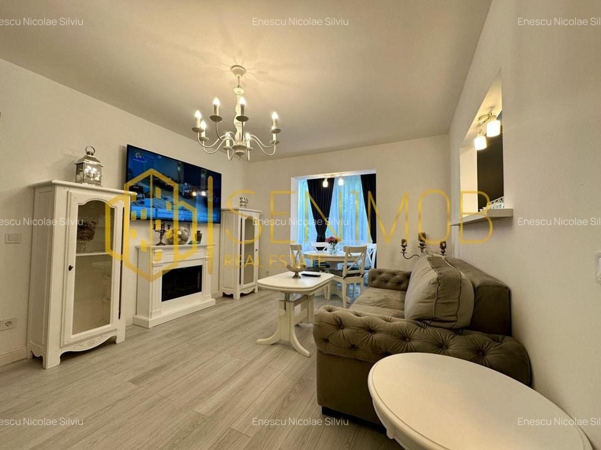 Apartament 3 camere de inchiriat - Centrul Civic - 1