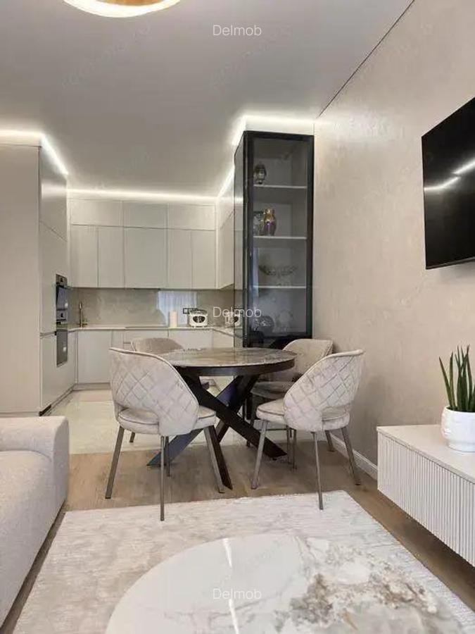 Apartament cu 2 camere in zona Tractorul - 3