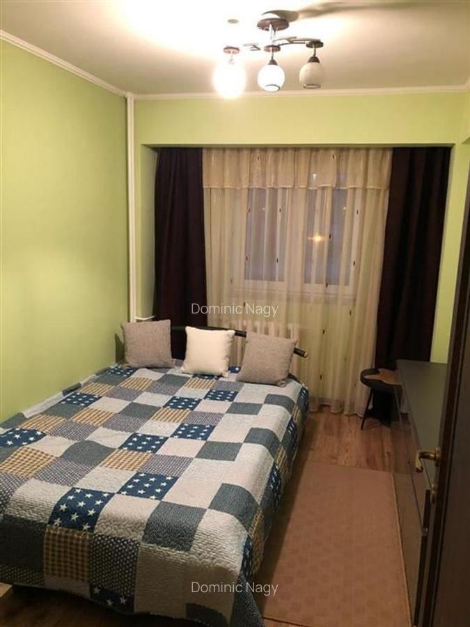 Apartament cu 4 camere decomandat în Dacia - 4