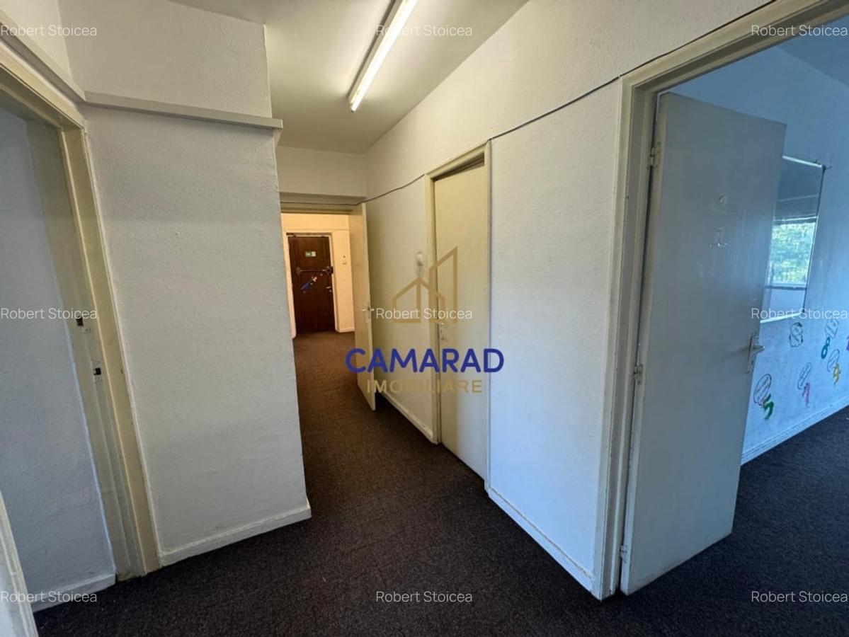 Apartament deosebit - vanzare 5 camere Bd. Unirii - Fantani - 9