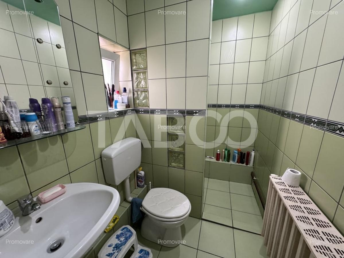 Casa singur in curte cu 4 camere pivnita teren 234 mp Terezian Sibiu - 6