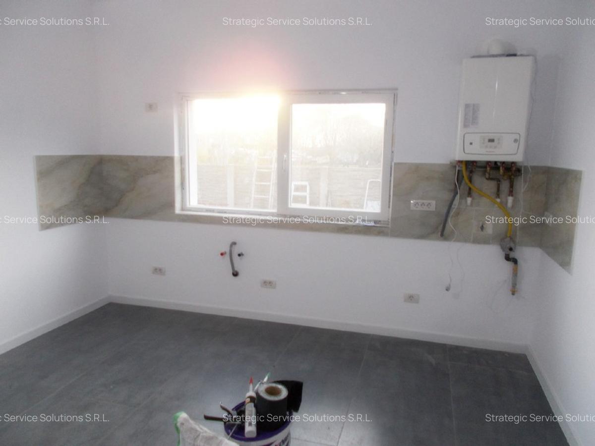 Duplex, Sanmihaiu Roman, 3 camere, 72 mp util, 250mp teren - 2