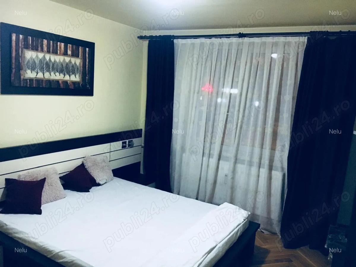 Vand apartament 3 cam etaj 1 pe BLD DECEBAL - 4