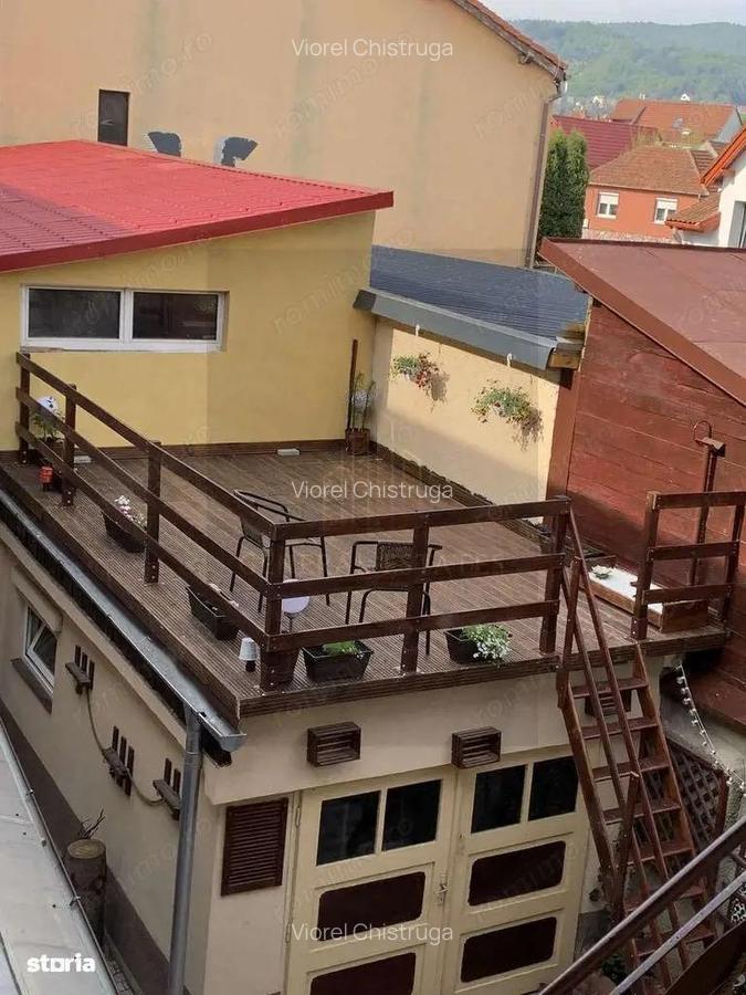 Apartament spatios cu 3 camere - 10