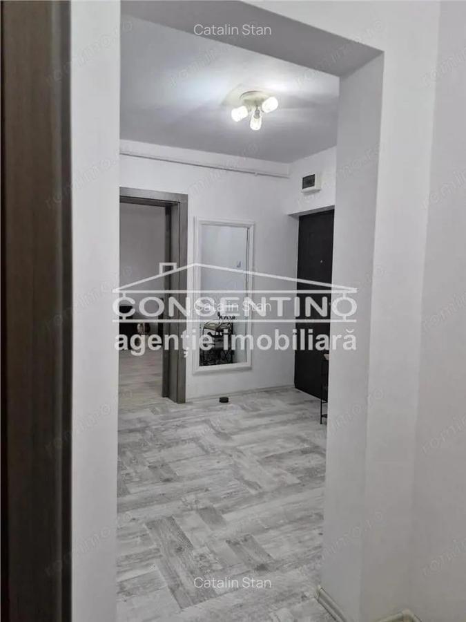Se vinde apartam . cu 3 camere , Micro III , etaj 3, liber - 8