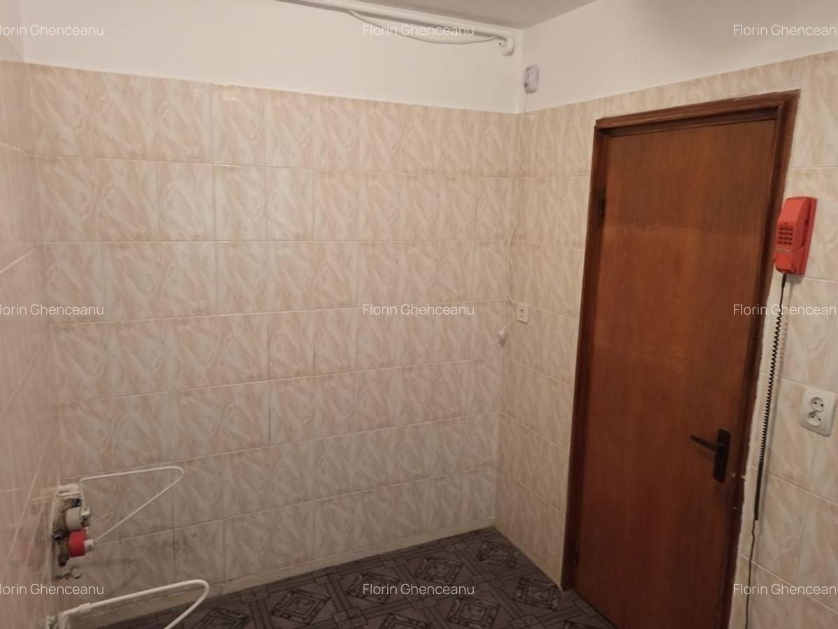 3cam.dec-1baie-disponibil imediat/Bvd Brancoveanu 130-132,sector 4 - 16