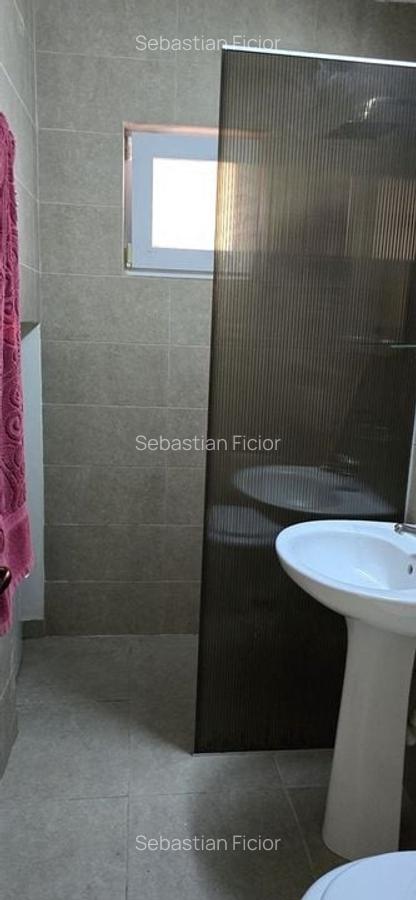 Apartament cu 2 camere de inchiriat, etaj 1, str. Mehedinti - 11