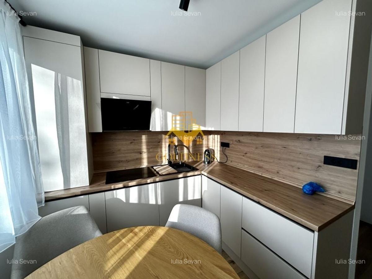 2 camere semidecomandate, Prima Inchiriere, Hotel Royal Gheorgheni - 3