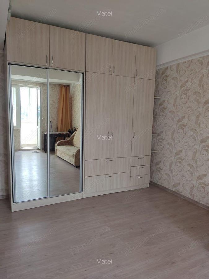 Va propunem spre inchiriere o garsoniera intr-o locatie excelenta in zona Carol - 2