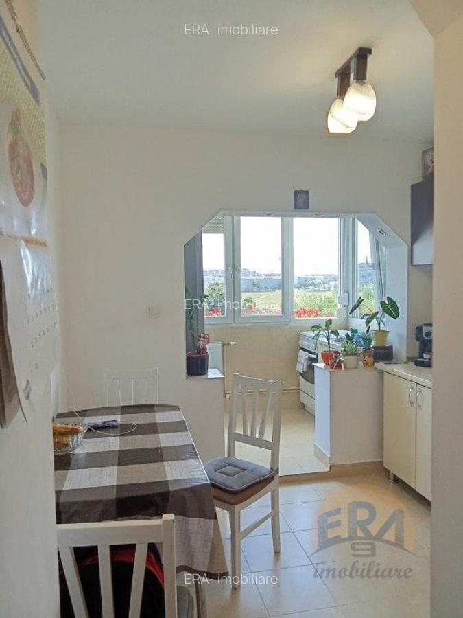 Apartament cu 3 camere decomandat, mobilat în Cantemir - 11