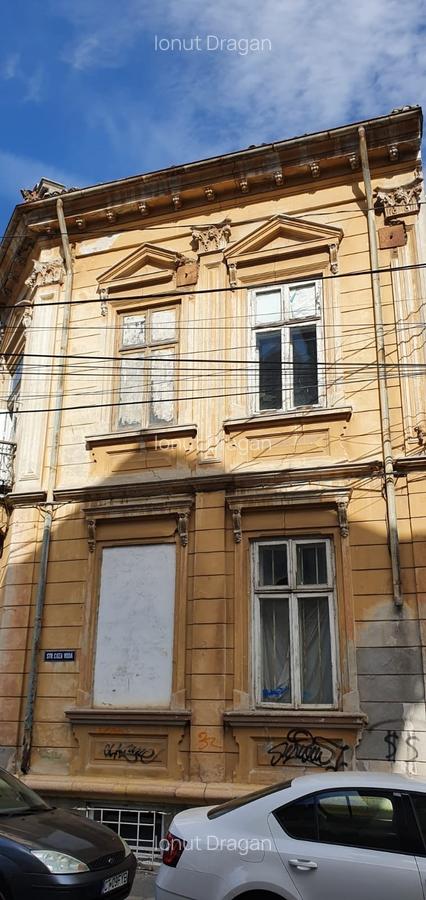 Casă cu 5 camere în Central - 1