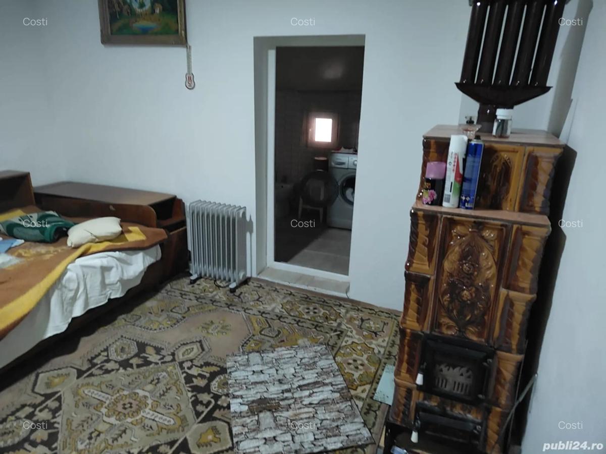 Casa Ivesti - centru - 7