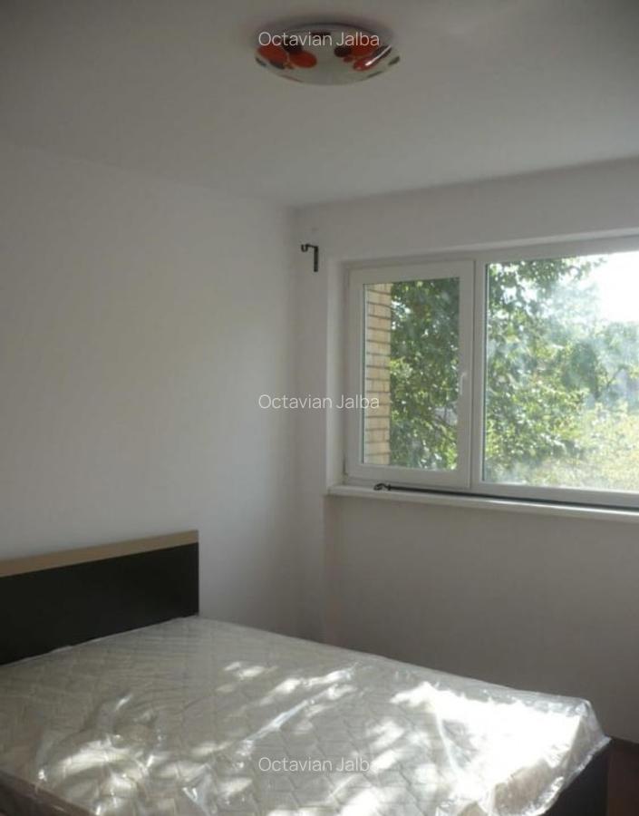 Apartament de 2 camere, loc de parcare, 5 minute de metrou, zona Titan - 2