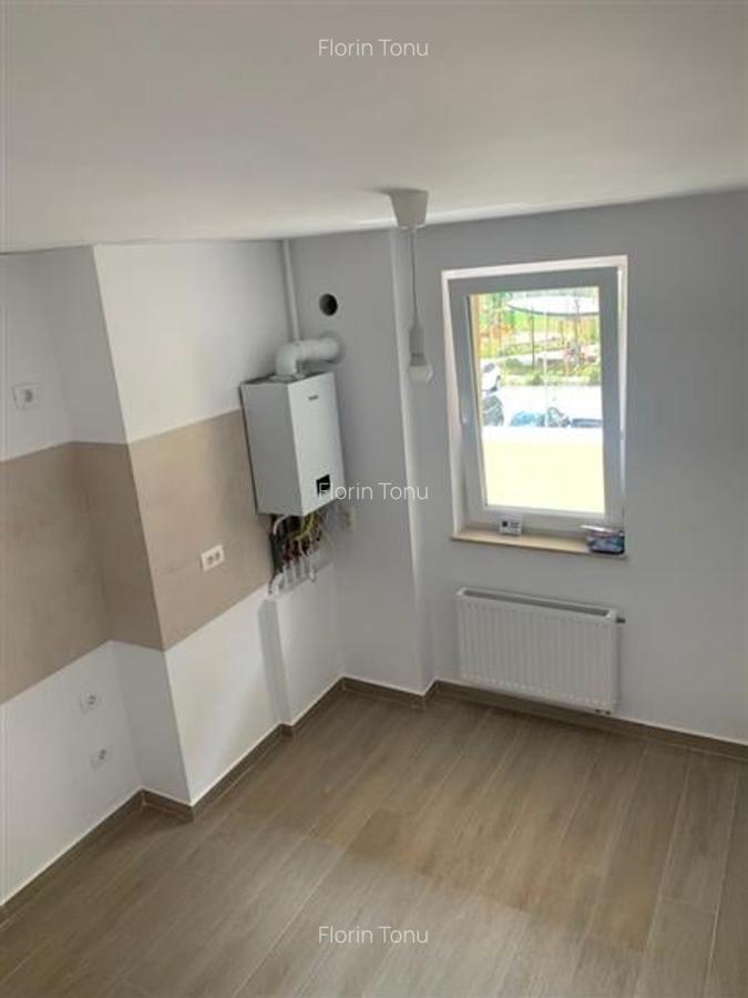 Apartament cu 3 camere decomandat, mobilat în Central - 4