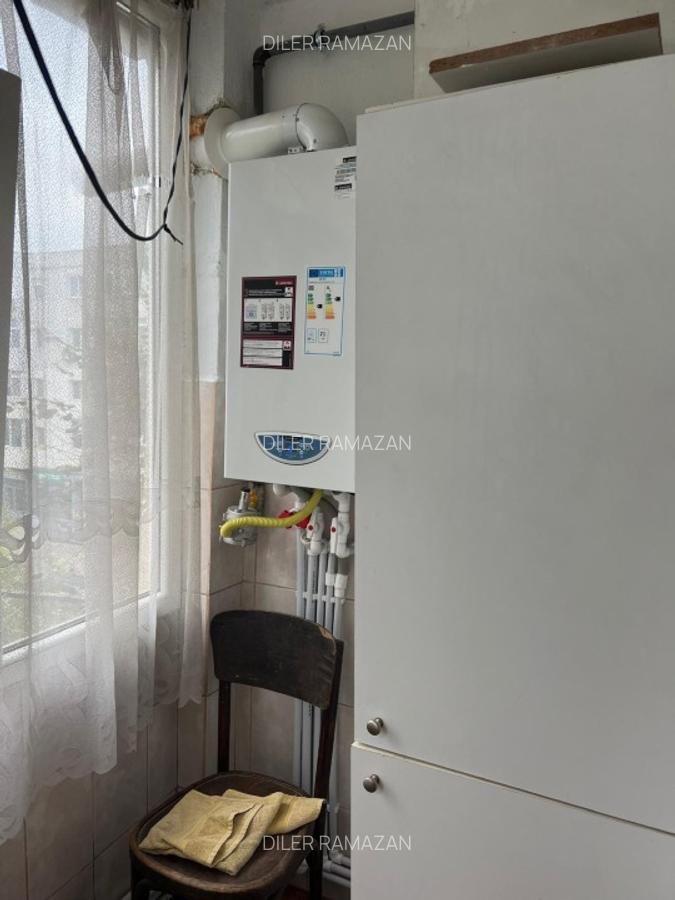 Apartament 2 camere decomandat, et 3/4 incadrat, incalzire pe gaze - 4