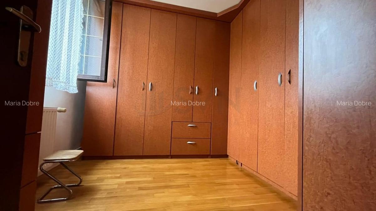 REV2005341 Vila deosebita cu piscina si teren generos Buftea zona exclusivista - 19