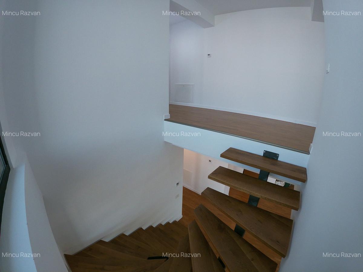 Apartament cu 4 camere decomandat în Băneasa - 17