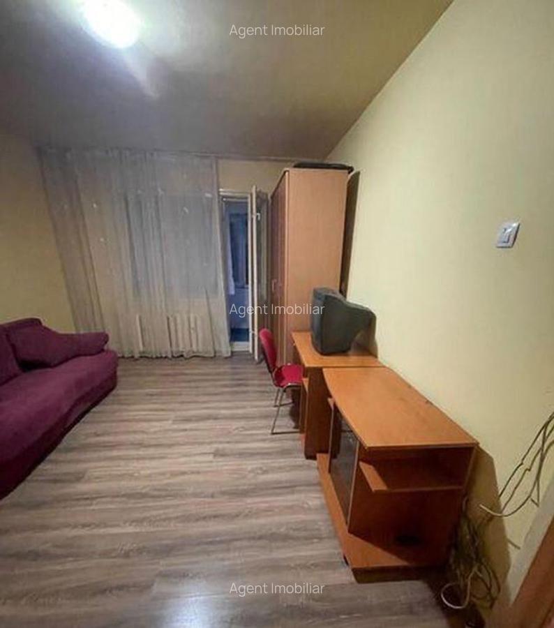 Aparatorii patriei etaj 3 decomandat - 5