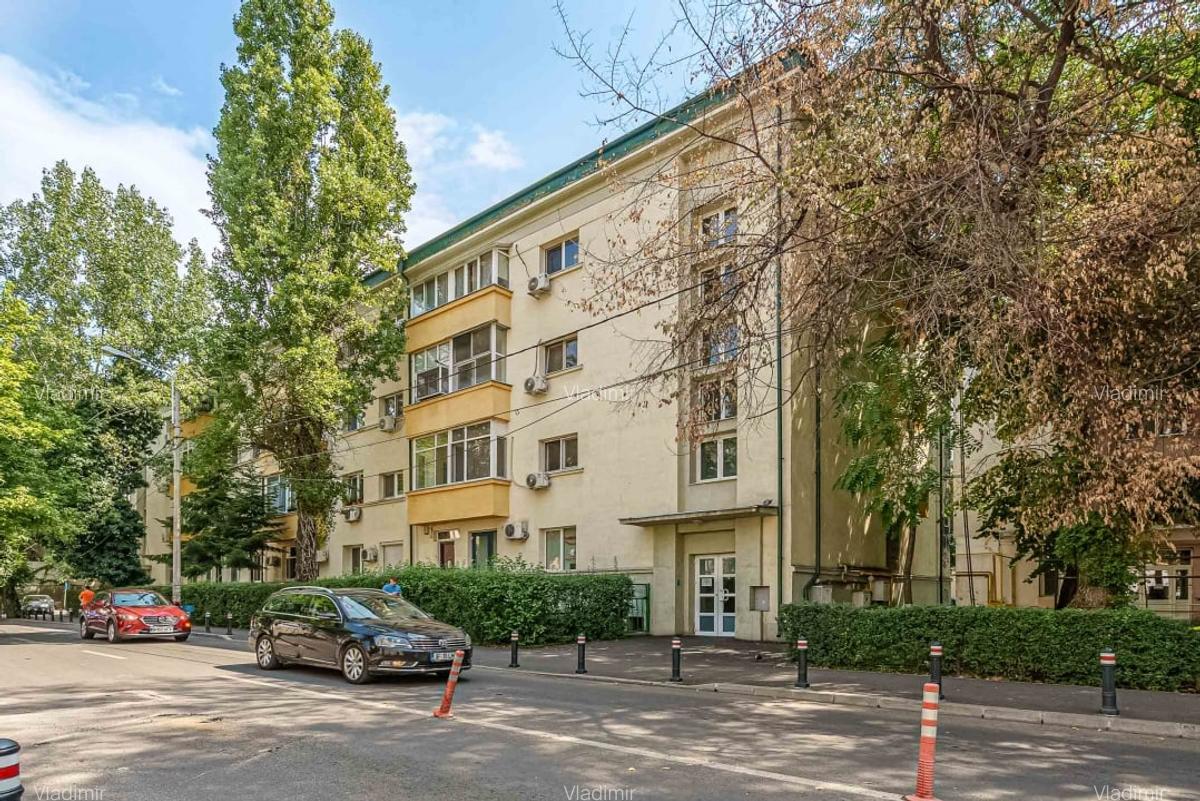 Stefan cel Mare, Grozovici, garsoniera spatioasa cu logie si boxa - 8