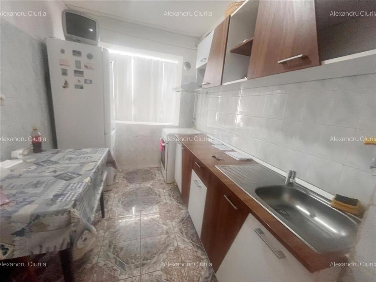 Apartament 2 camere de vânzare în Ploiesti, zona Vest - 8