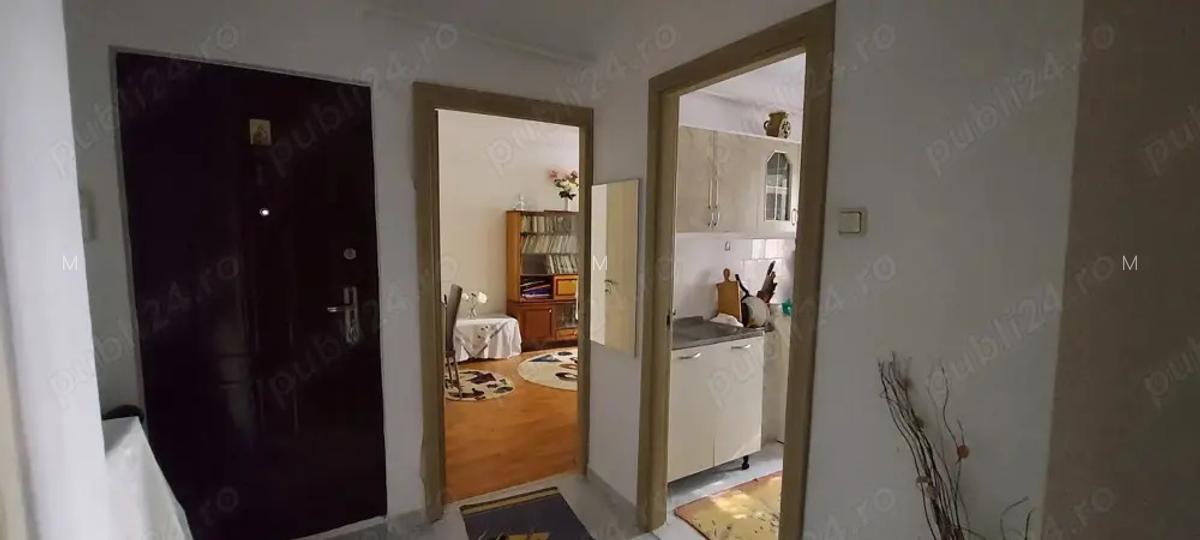Schimb apartament 3 camere Braila cu similar sau casa Bacau - 2