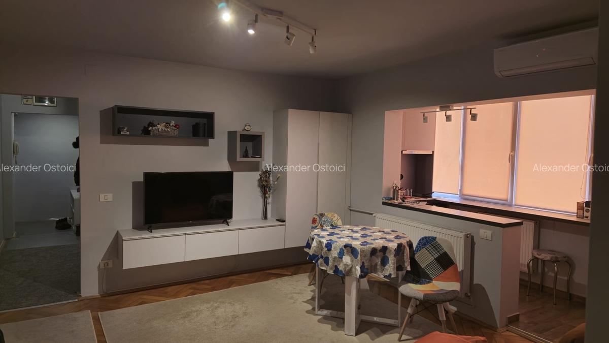 Apartament cu 3 camere în Centrul Bancar - 1