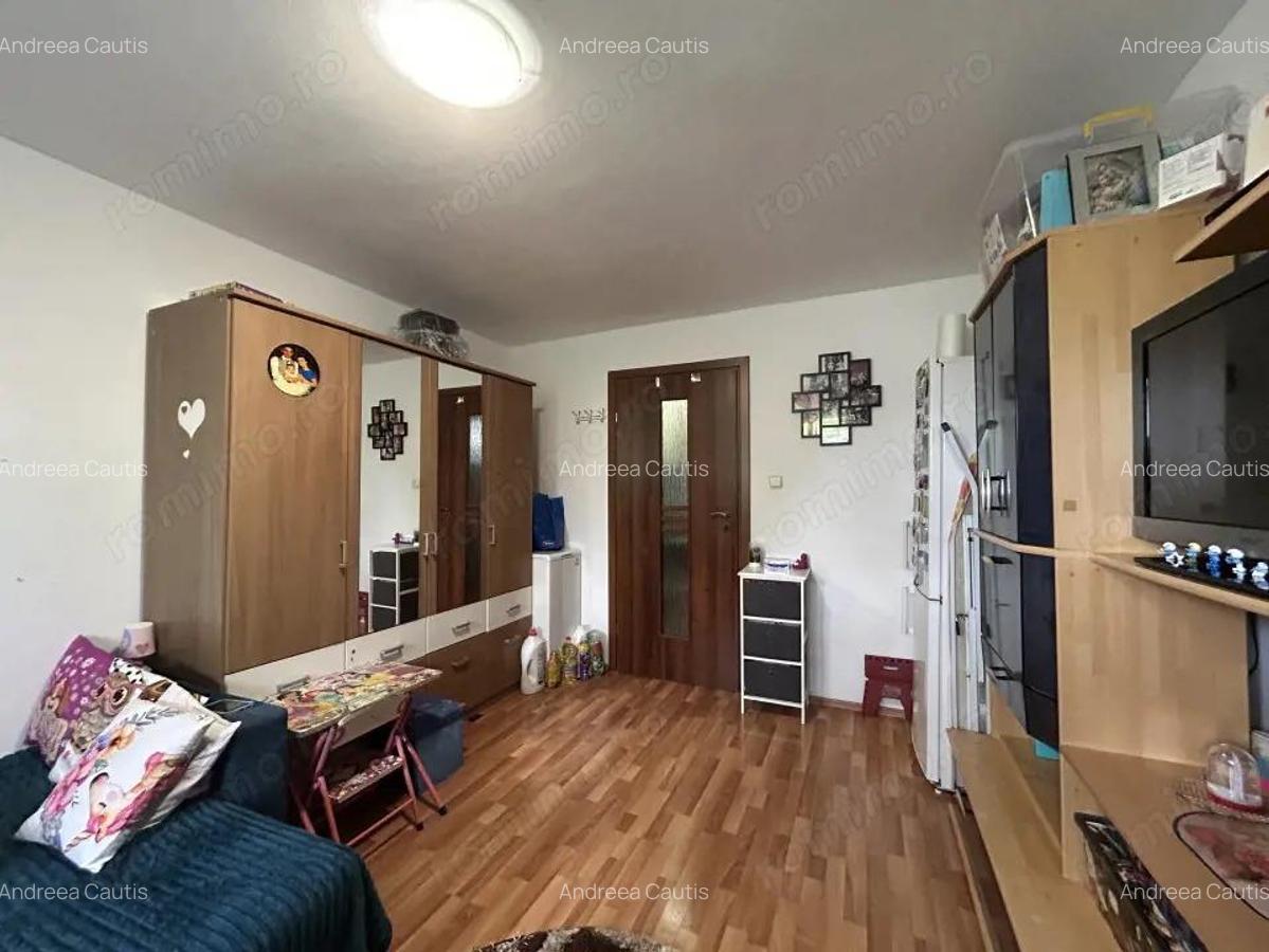 Garsoniera, 20mp utili, etaj 4, zona Buziasului- Ideala pentru investit - 3