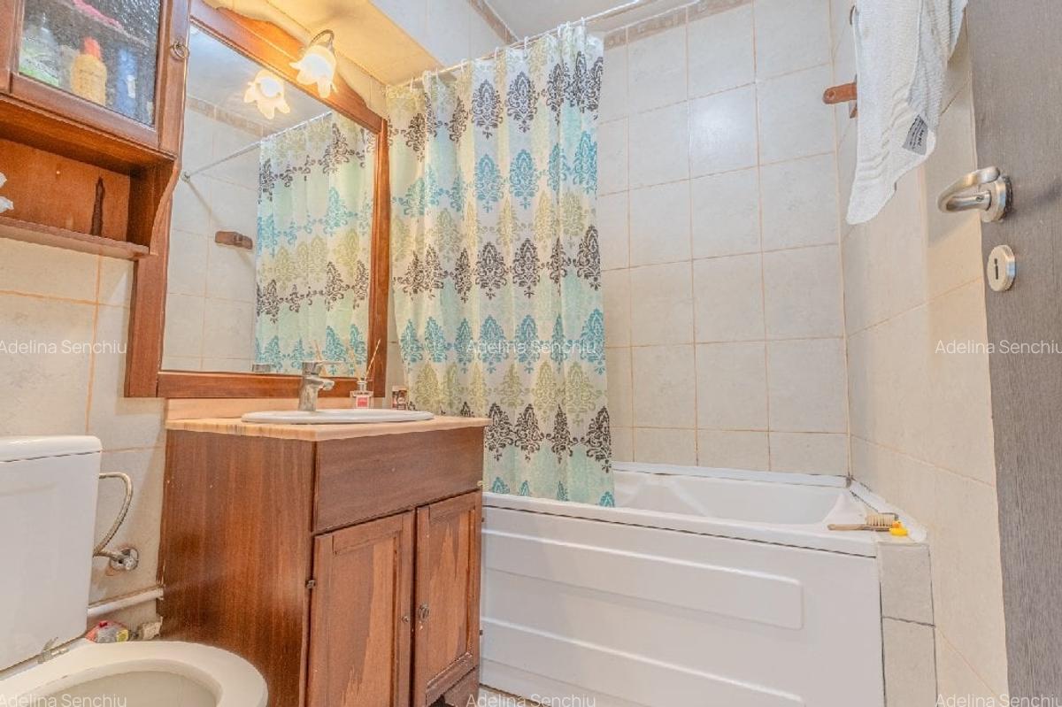 Apartament 3 camere | Piata Ovidiu | Vedere spre mare si port - 8