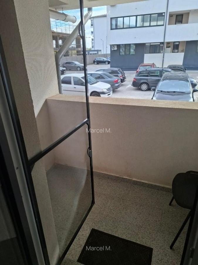 Apartament cu doua camere,bloc nou,,parcare inclusa - 1
