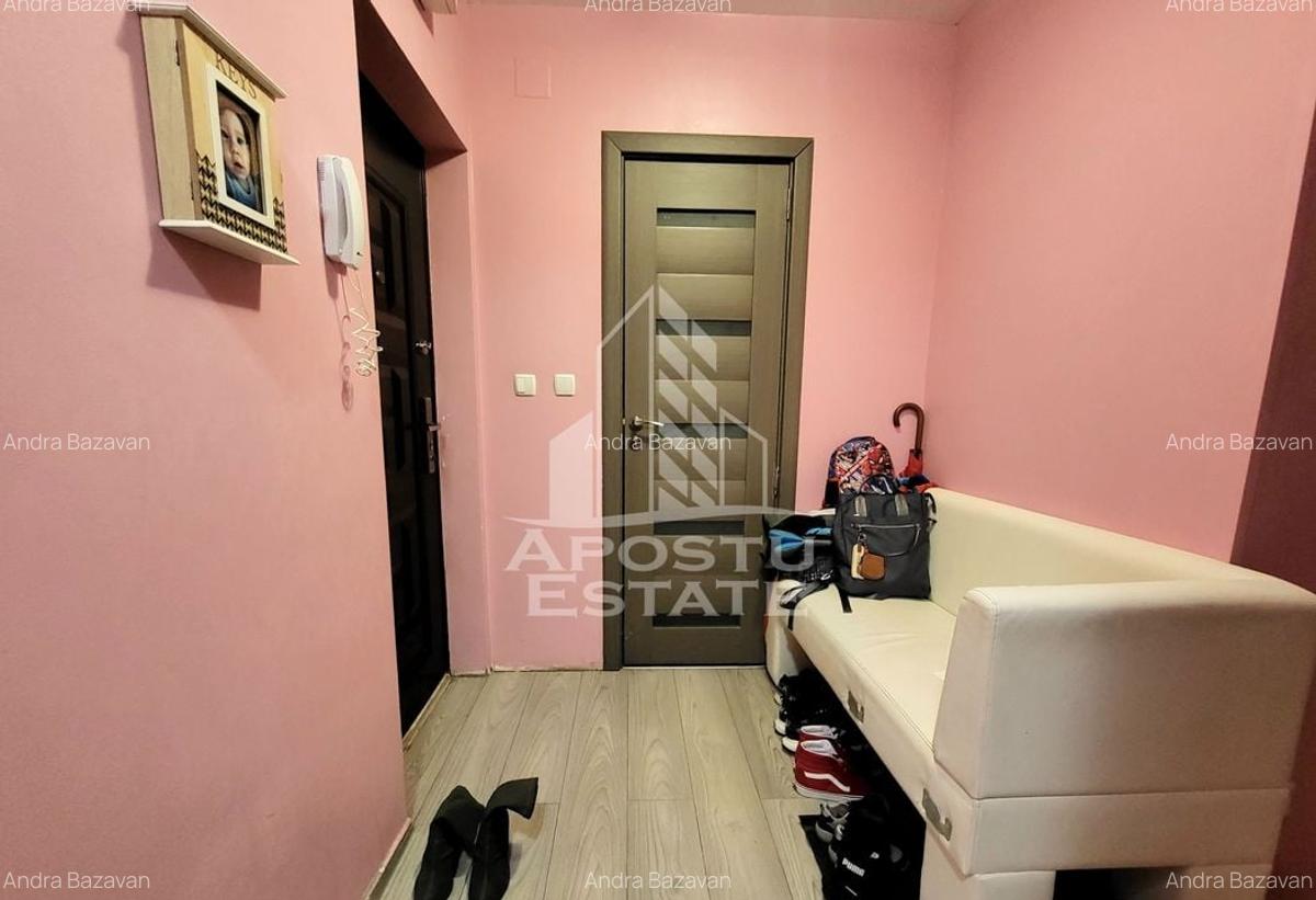 Apartament cu 3 camere, decomandat,  cu scara interioara, zona Lipovei - 9