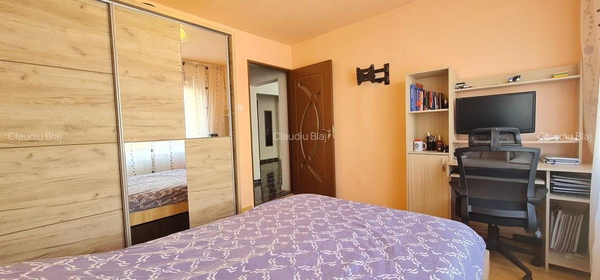Apartament 4 camere decomandat mobilat utilat - 8