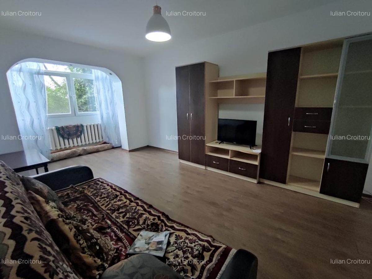 Nicolina, Ap. 2 camere, decomandat, etaj 1 - 1