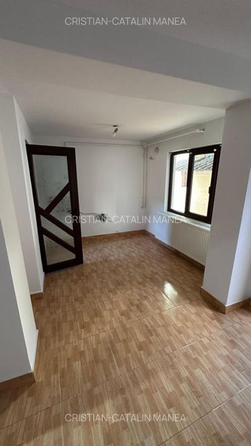 Casă de închiriat în zona Faleza Nord - 25