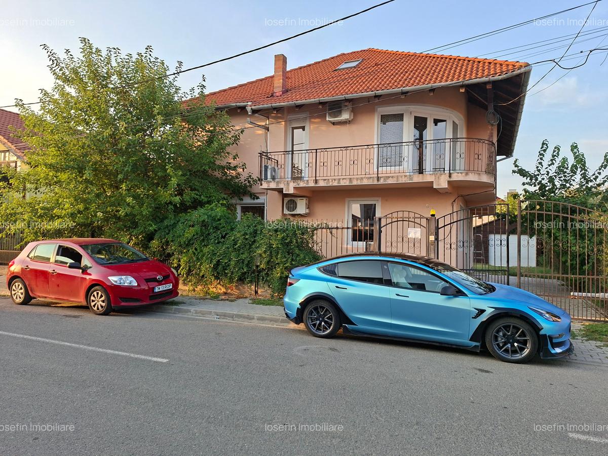 Vila de 200 mp in curte de 800 mp - 14